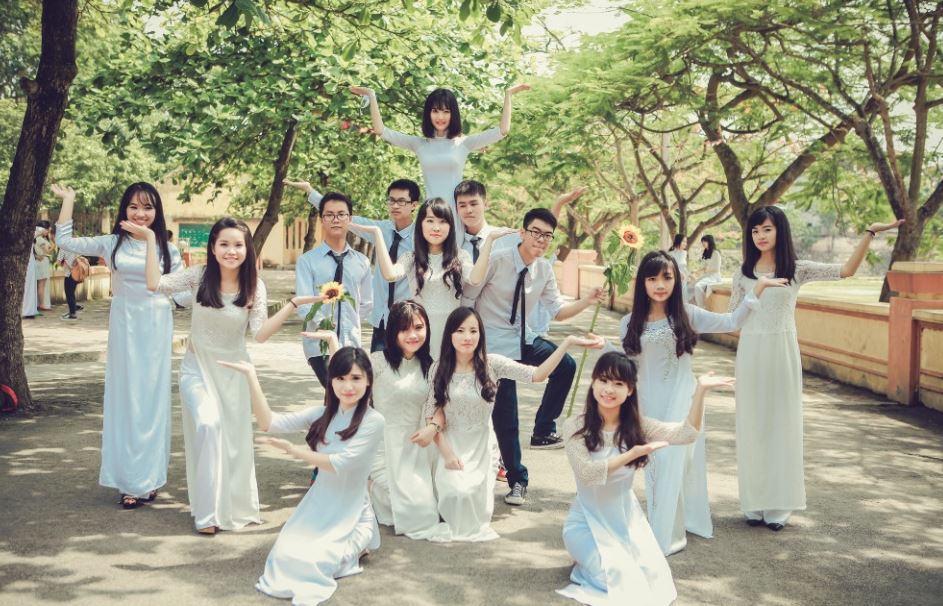 Kinh Nghiệm Và Lưu Ý Khi Thuê Chụp Ảnh Kỷ Yếu Ở Hà Nội