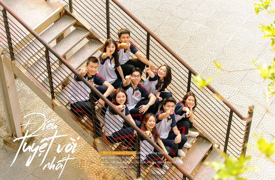 Tại Sao Nên Thuê Thợ Chụp Ảnh Nhóm Chuyên Nghiệp Ở Hà Nội